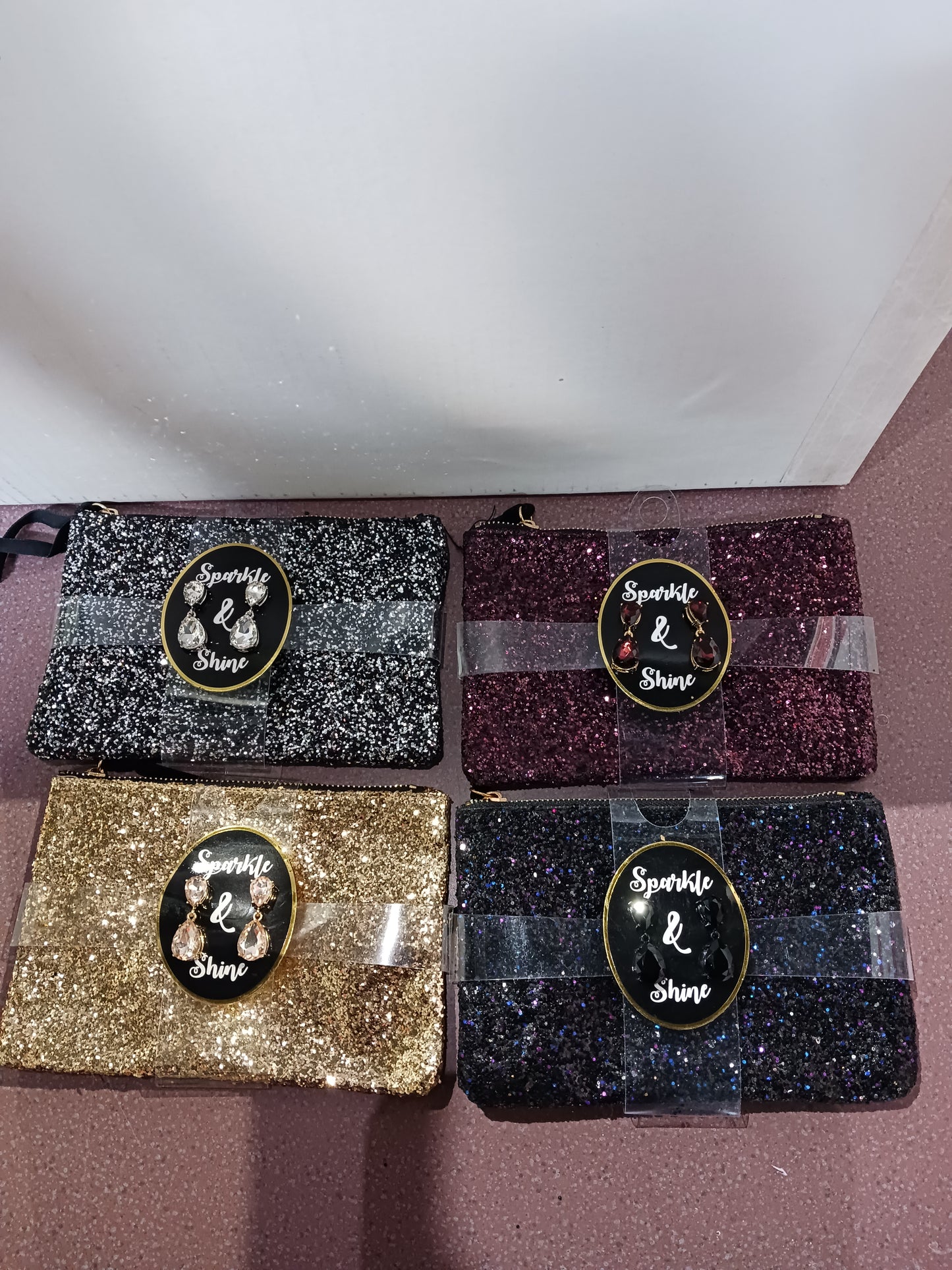 Sparkle and Shine Purse with Earrings-010