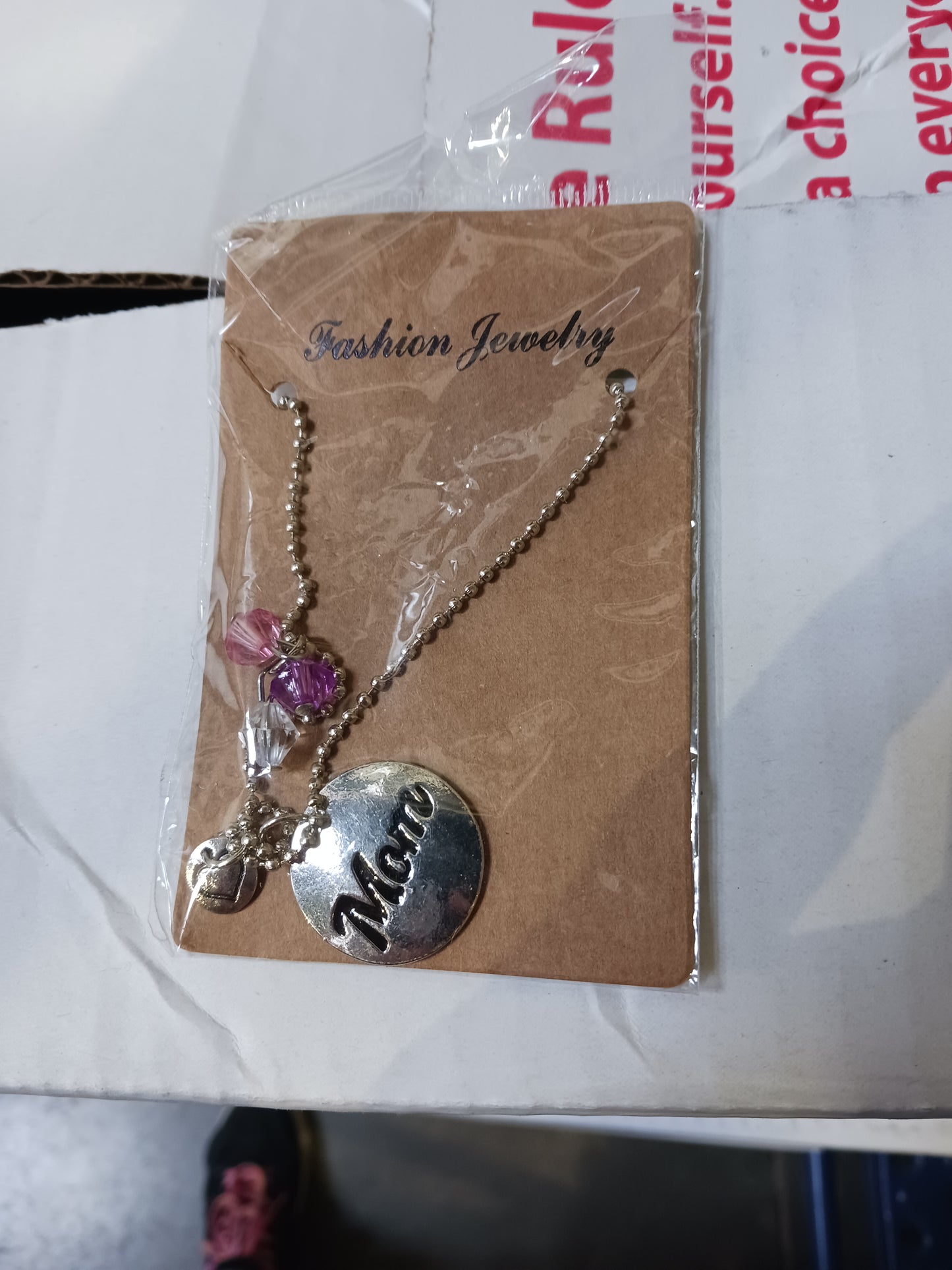 Mom Bead Necklace-044